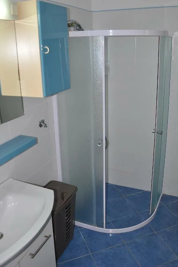 Apartments Villa Annika Slatine 0*,  Croatia